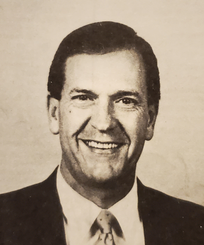 Headshot of Bob Cearnal